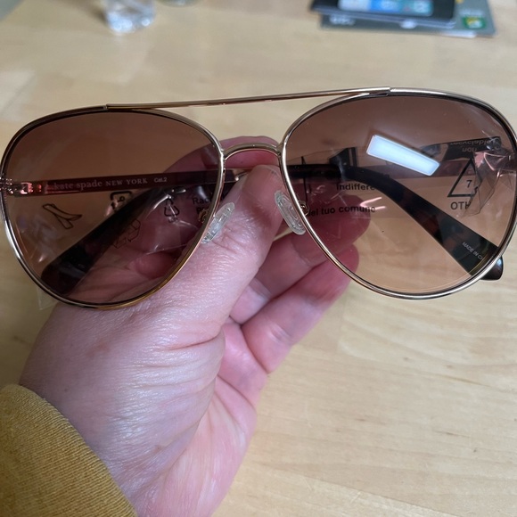 NWT Kate Spade New York Emmaline Rose Gold Sunglasses - Picture 5 of 9